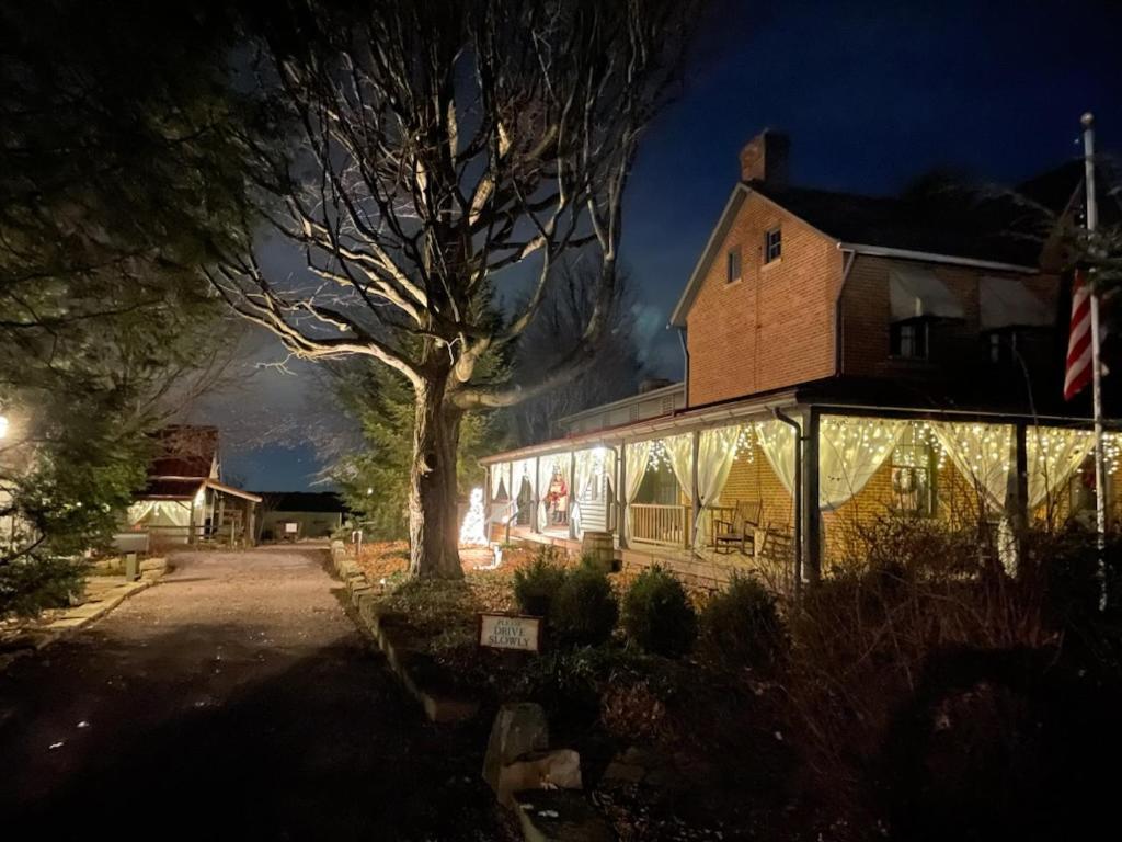 Watson Estate Bnb & Deer Creek Winery Uniontown Exterior foto
