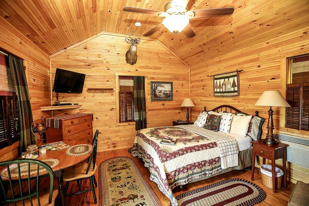 Watson Estate Bnb & Deer Creek Winery Uniontown Exterior foto